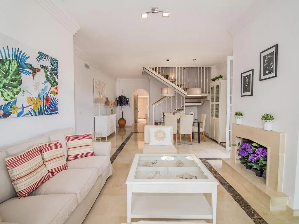 Apartment River Garden Spacious Penthouse Marbella